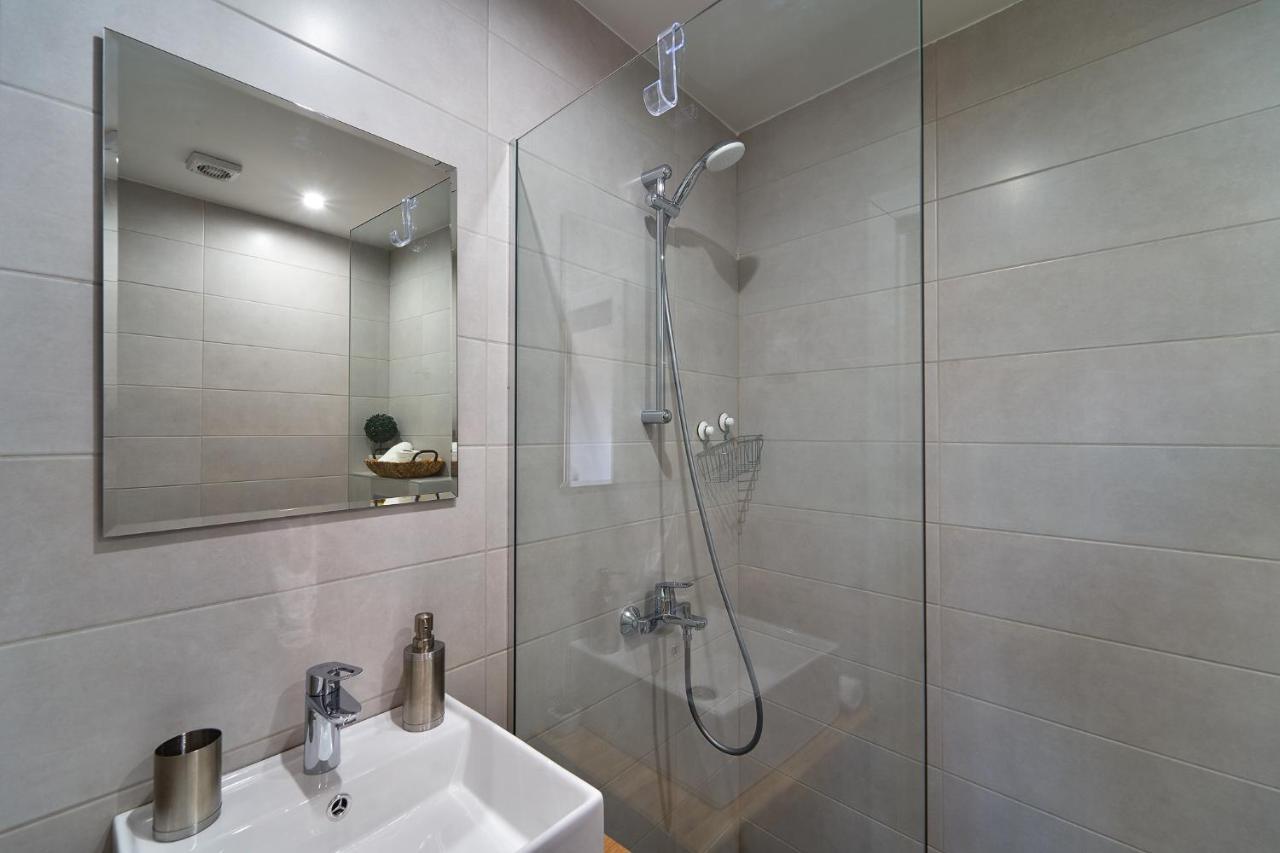 Adel Apartments Veliko Tarnovo Exterior photo